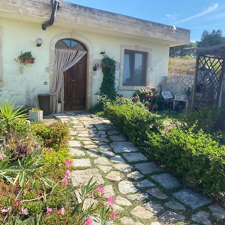 Villa Radiosa Gravina in Puglia Bagian luar foto