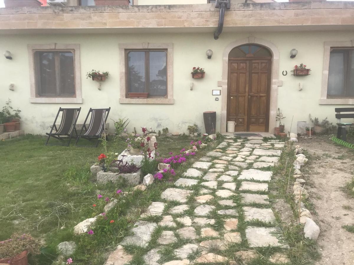 Villa Radiosa Gravina in Puglia Bagian luar foto
