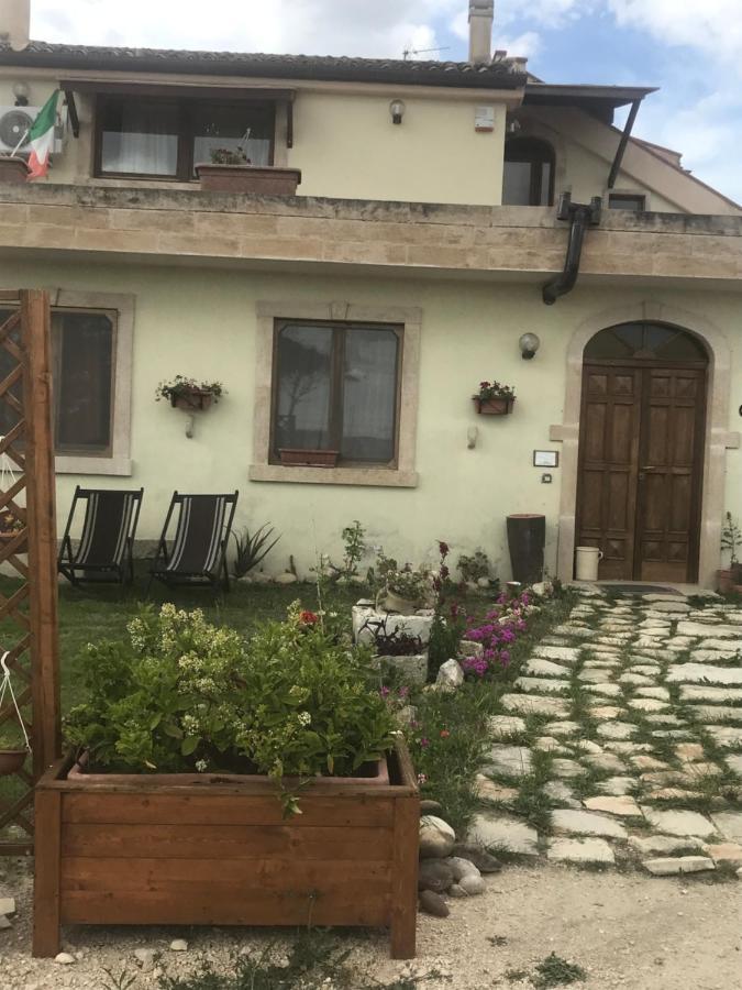 Villa Radiosa Gravina in Puglia Bagian luar foto