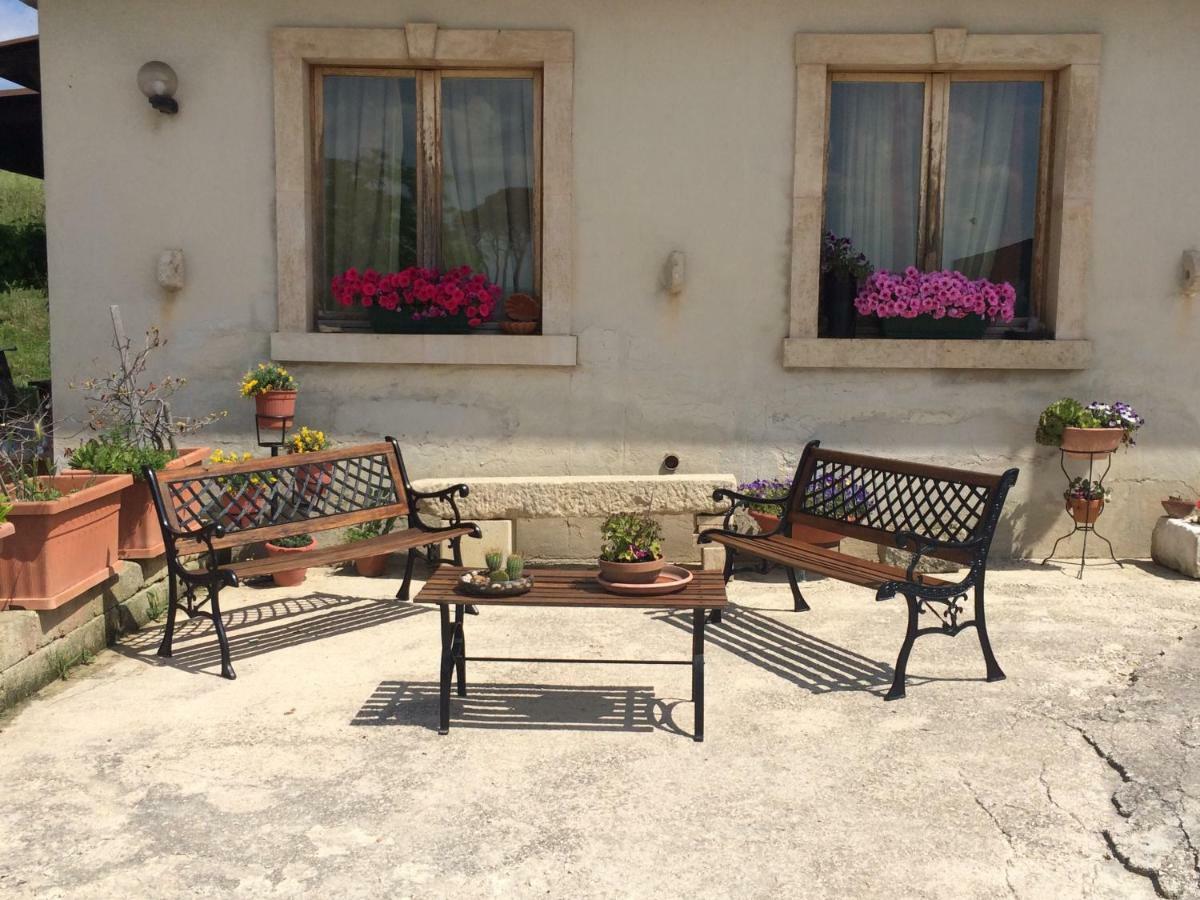 Villa Radiosa Gravina in Puglia Bagian luar foto